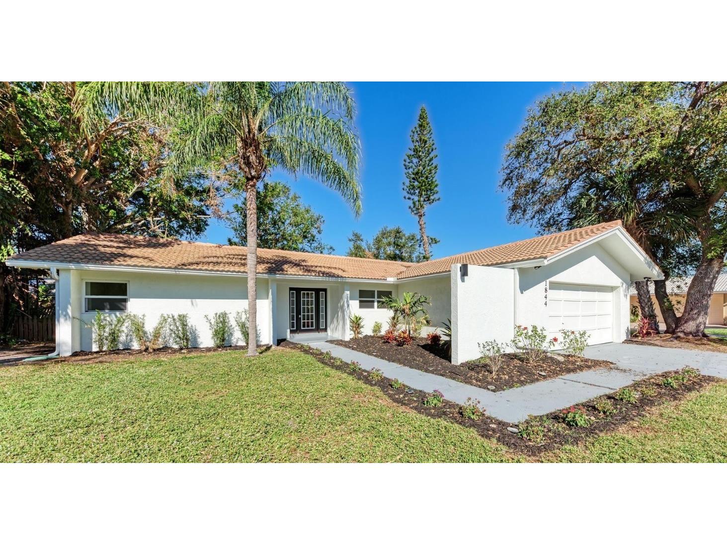 1844 Riviera Circle Sarasota FL 34232 O6258817 image1