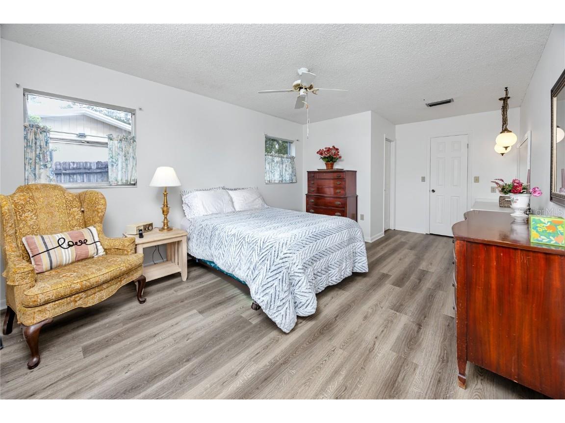 1844 Teakwood Lane Dunedin FL 34698 TB8429274 image15