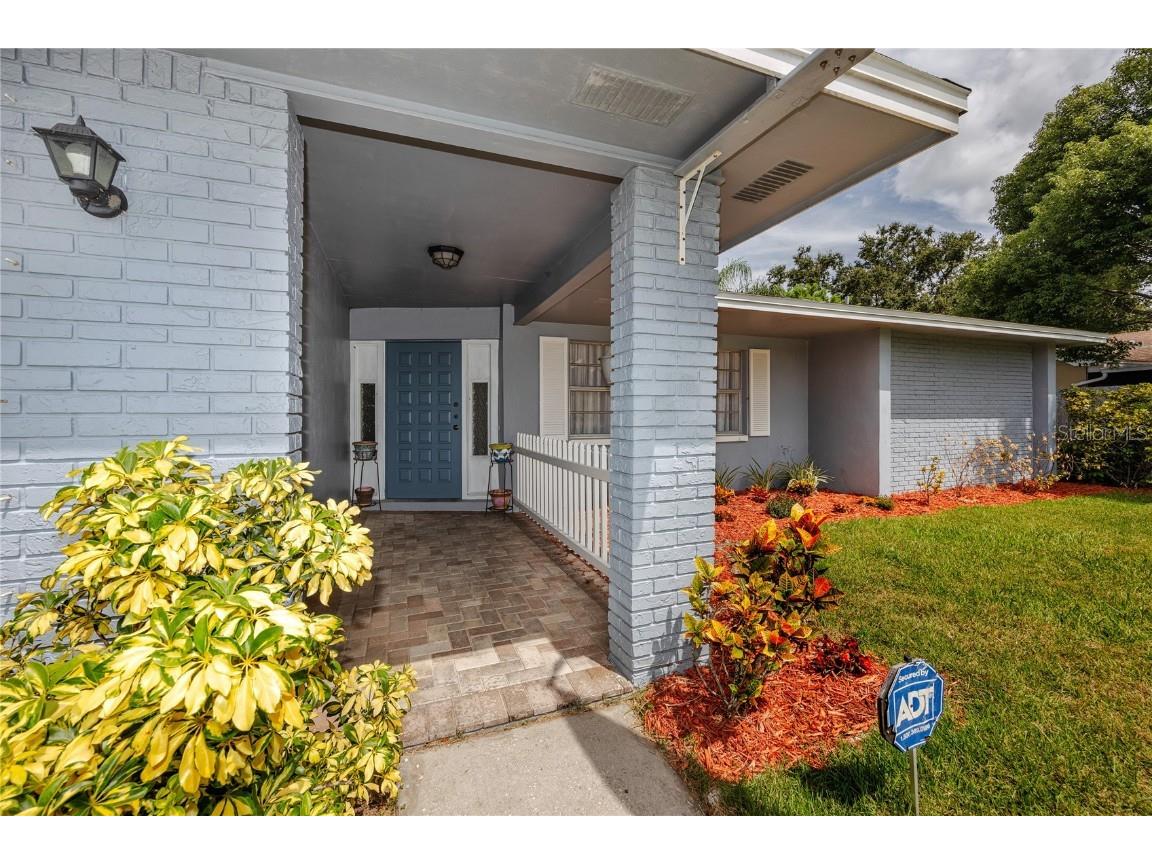 1844 Teakwood Lane Dunedin FL 34698 TB8429274 image2