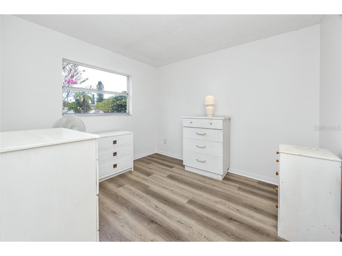 1844 Teakwood Lane Dunedin FL 34698 TB8429274 image25