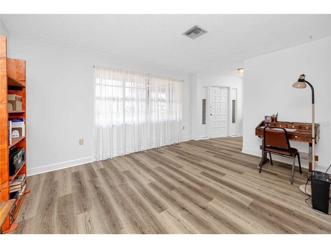 1844 Teakwood Lane Dunedin FL 34698 TB8429274 image5