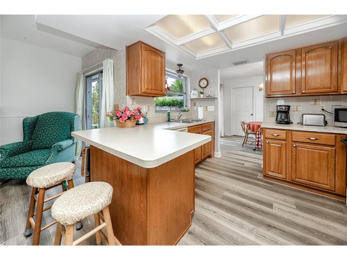 1844 Teakwood Lane Dunedin FL 34698 TB8429274 image9