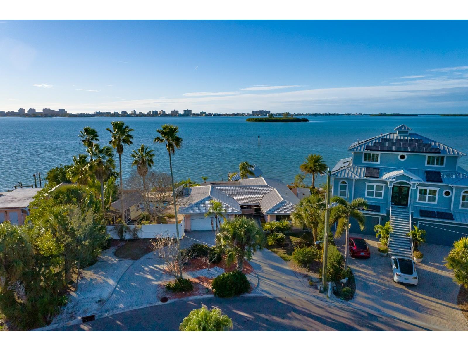 1844 Venetian Point Drive Clearwater FL 33755 - INTRACOASTAL WATERWAY TB8466868 image11