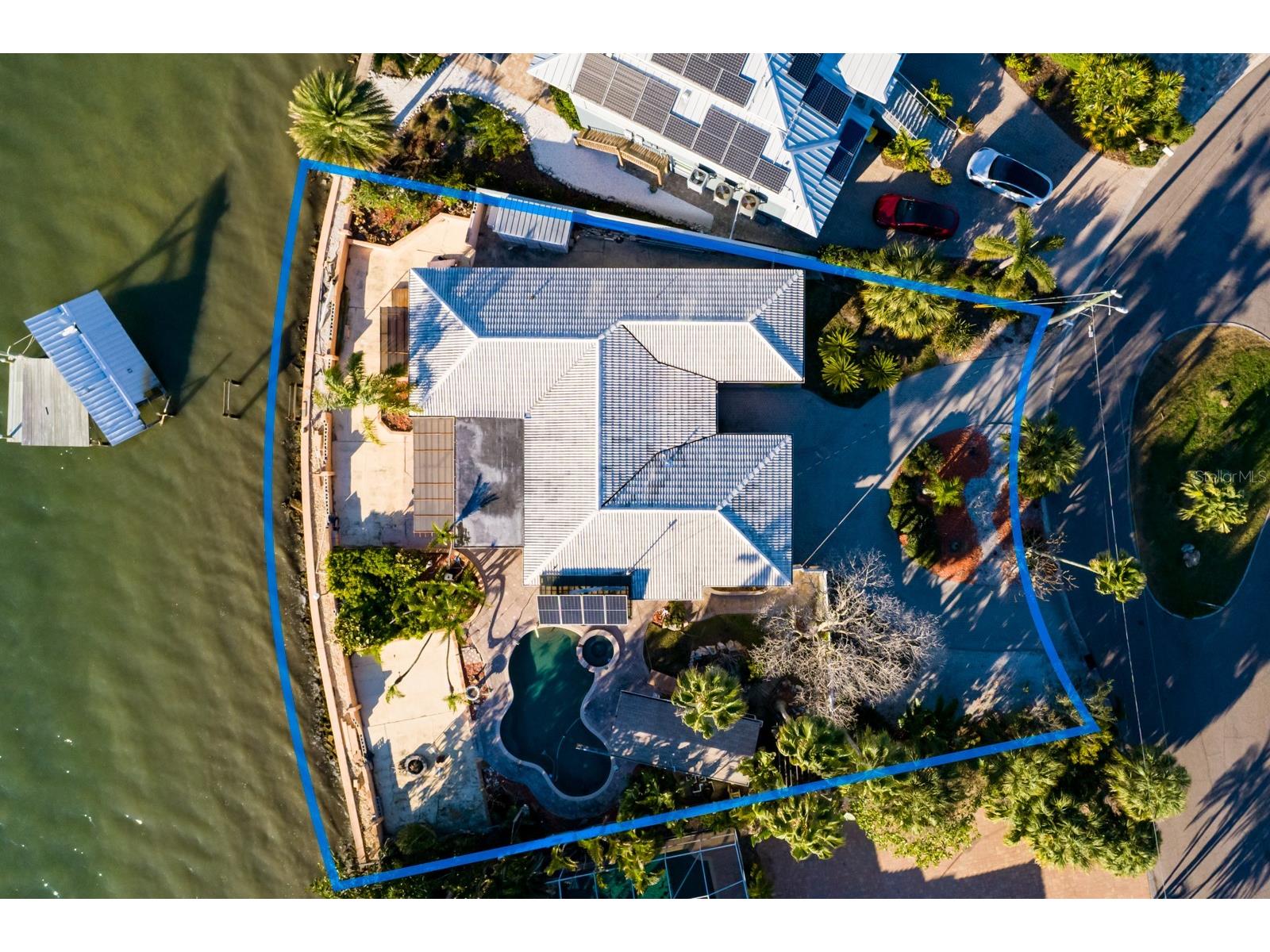 1844 Venetian Point Drive Clearwater FL 33755 - INTRACOASTAL WATERWAY TB8466868 image12