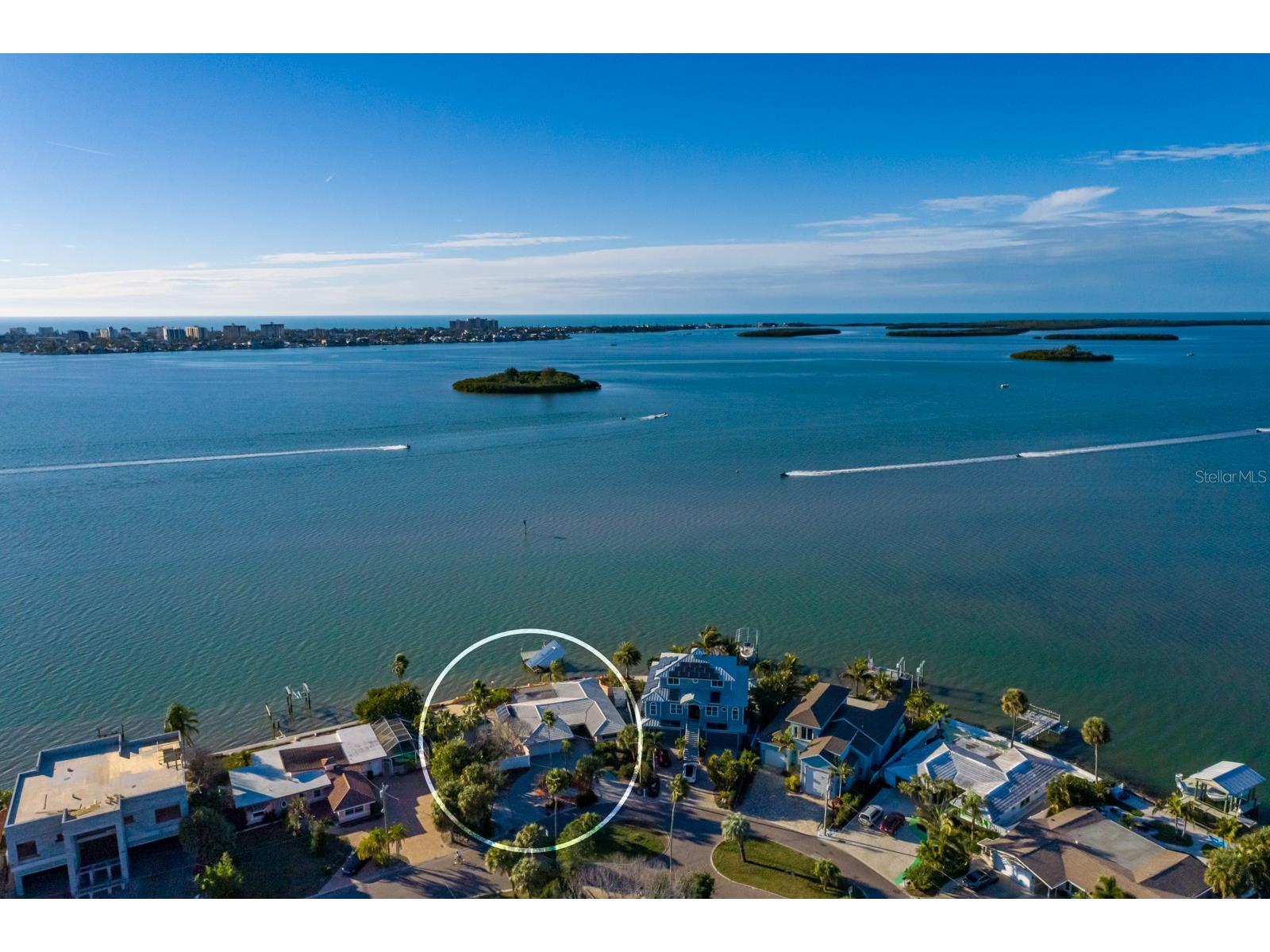 1844 Venetian Point Drive Clearwater FL 33755 - INTRACOASTAL WATERWAY TB8466868 image18