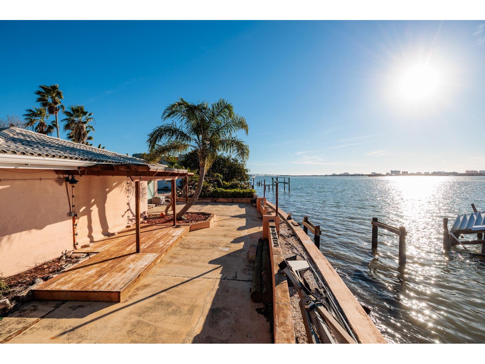 1844 Venetian Point Drive Clearwater FL 33755 - INTRACOASTAL WATERWAY TB8466868 image4