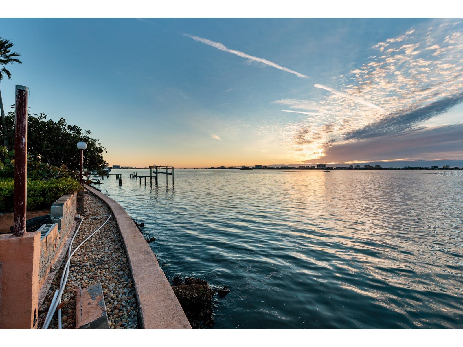 1844 Venetian Point Drive Clearwater FL 33755 - INTRACOASTAL WATERWAY TB8466868 image6