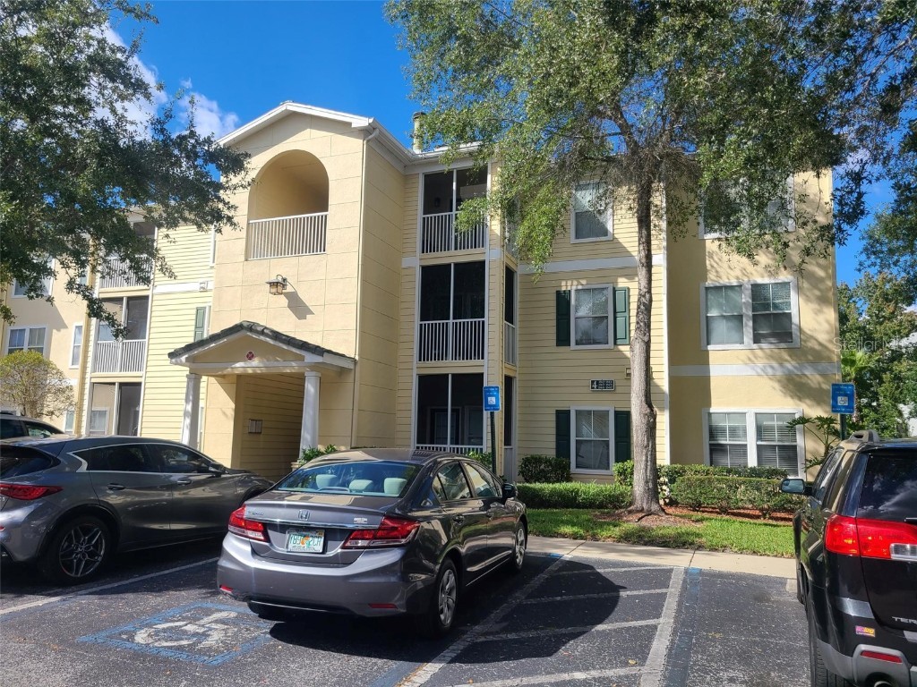 18443 Bridle Club Drive #18443 Tampa FL 33647 T3481853 image1