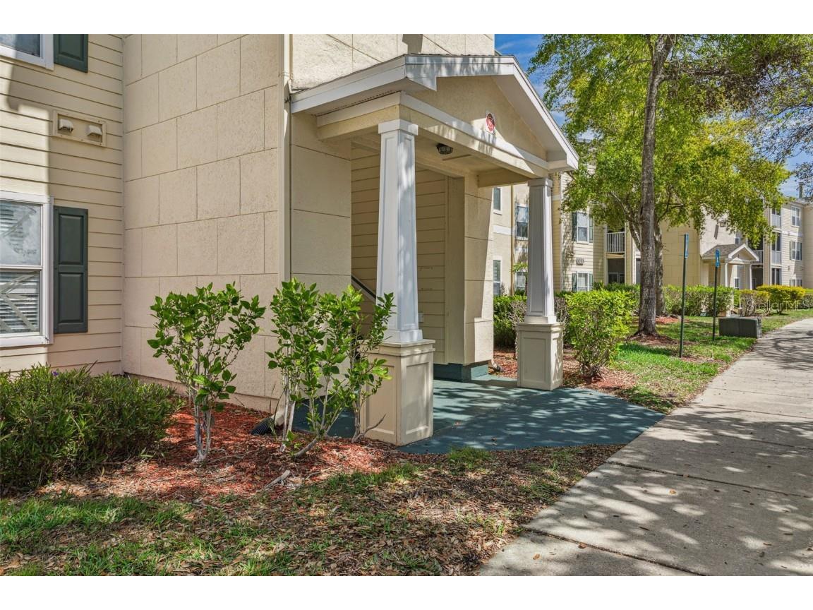 18445 Bridle Club Drive Tampa FL 33647 TB8358078 image1