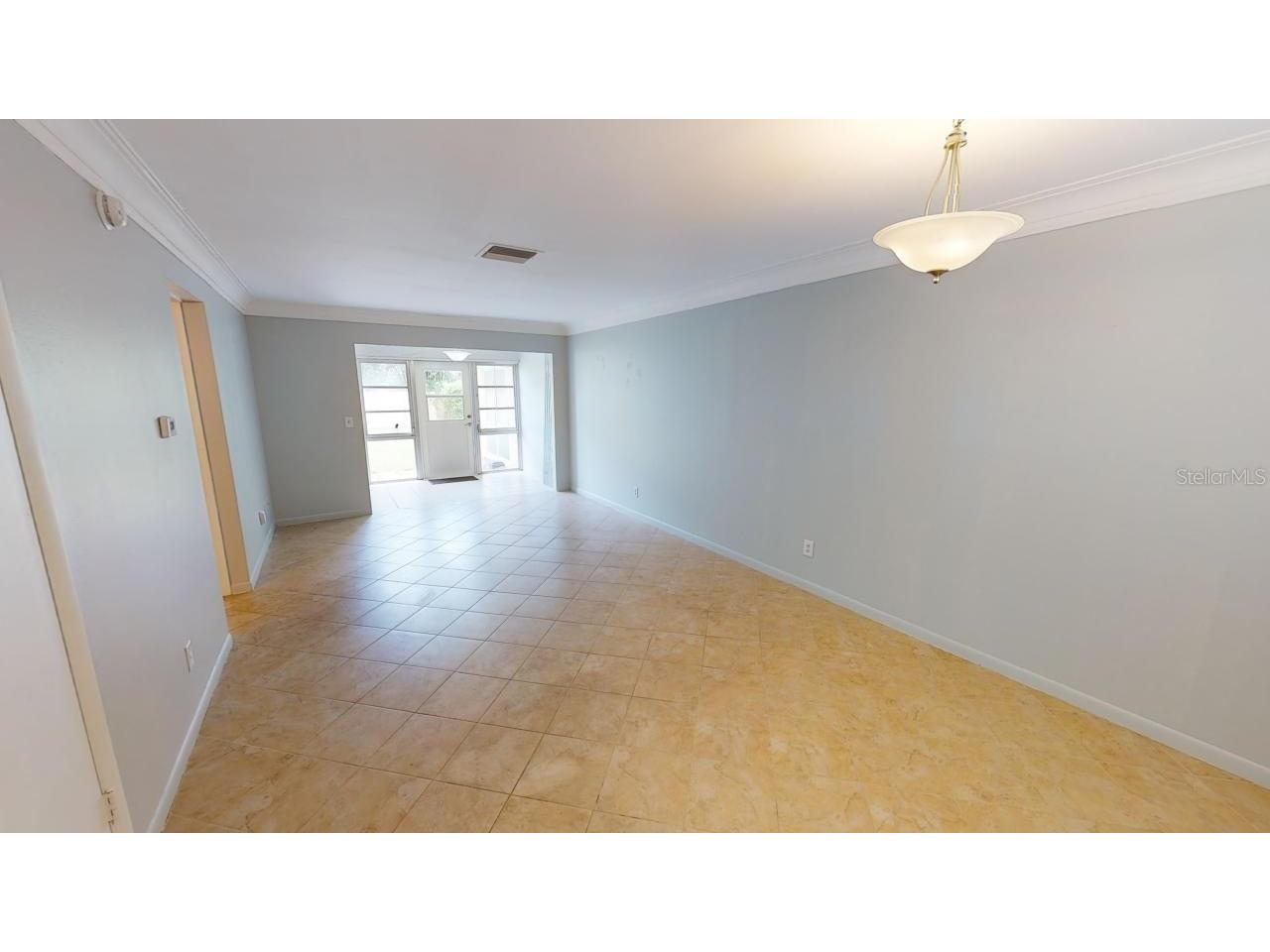 1845 S Highland Avenue #7-4 Clearwater FL 33756 U8243325 image1