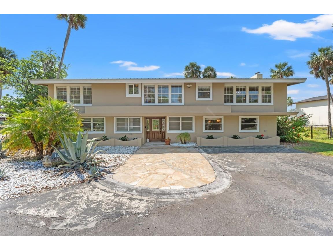 1845 SE 3rd Court Crystal River FL 34429 - CRYSTAL RIVER W7874166 image1