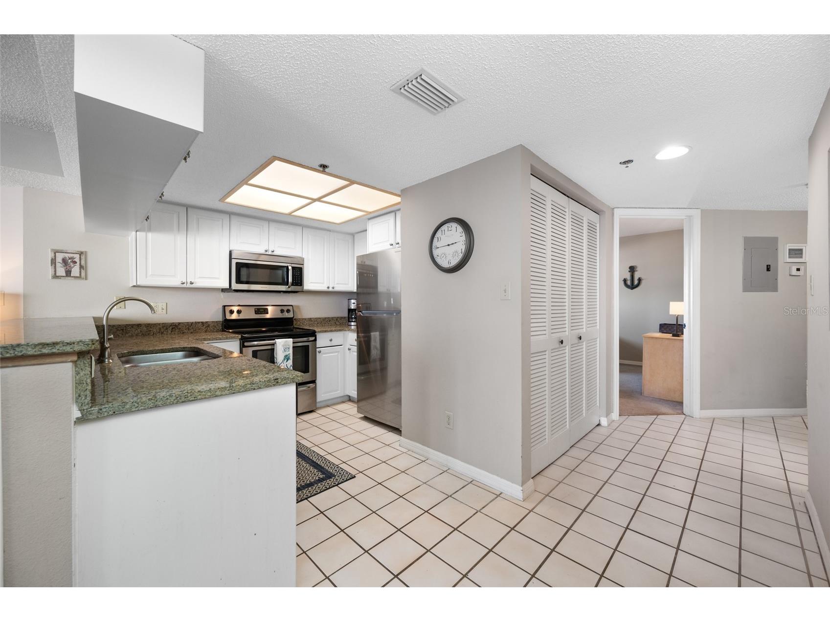 18450 Gulf Boulevard #213 Indian Shores FL 33785 TB8468455 image6