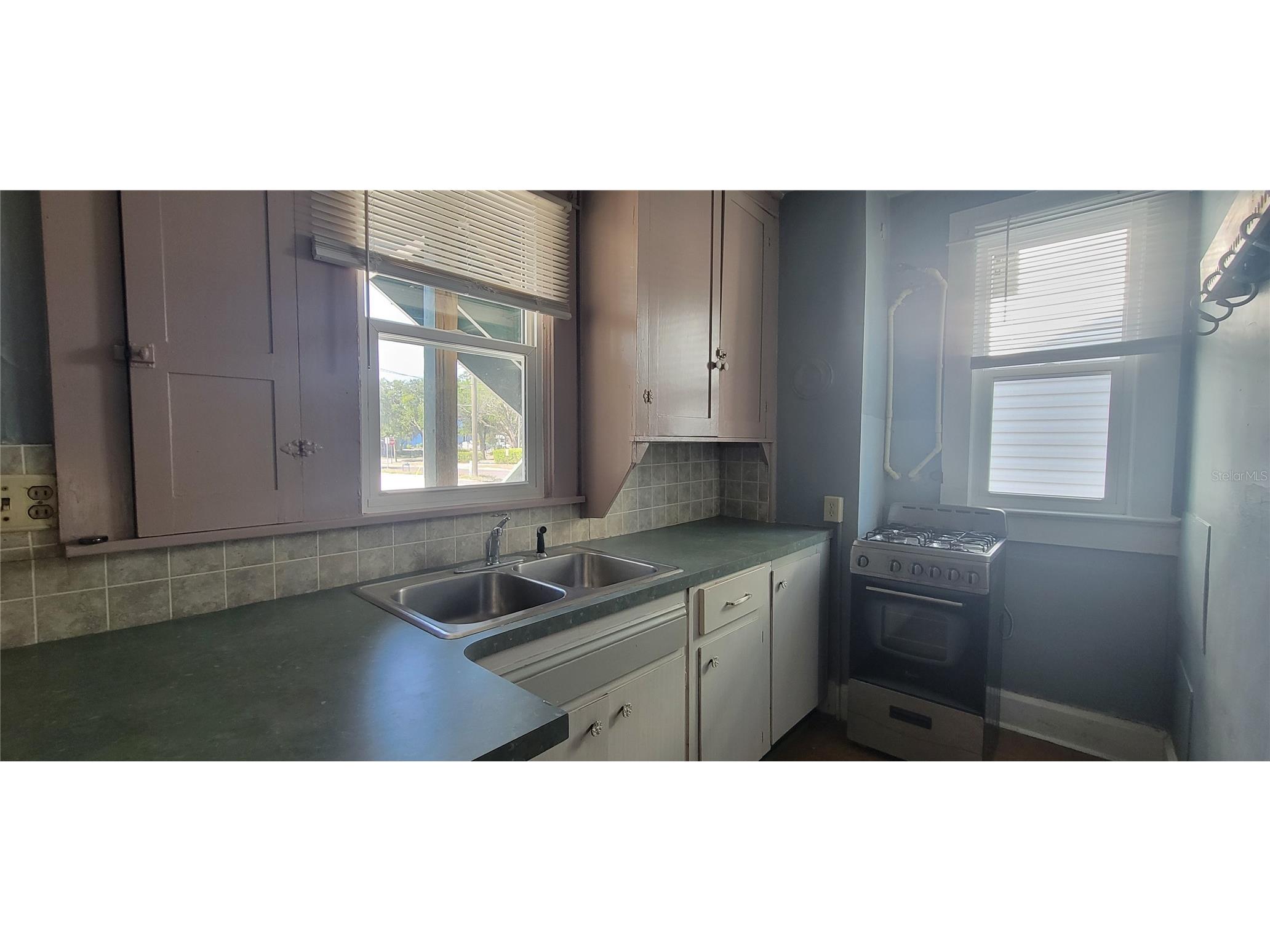 1846 2nd Avenue N Saint Petersburg FL 33713 TB8476431 image38