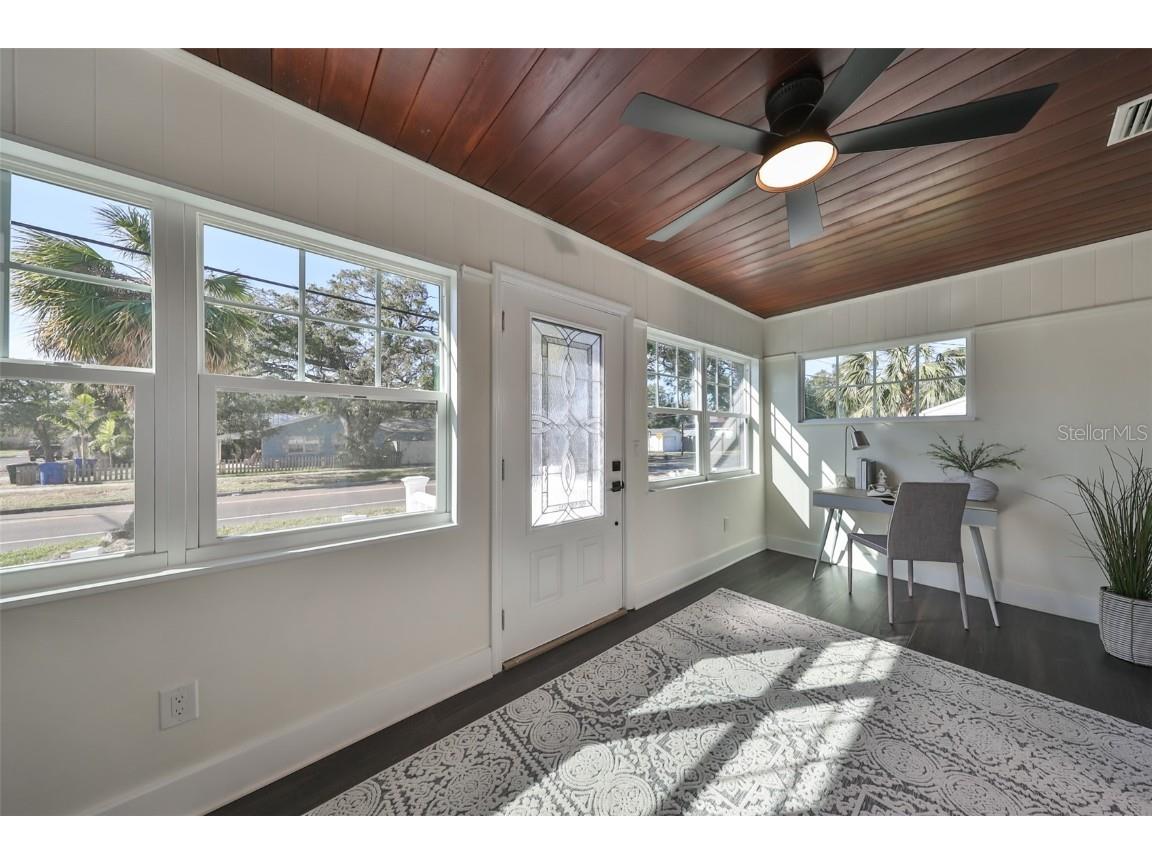 1846 3rd Street S Saint Petersburg FL 33705 TB8441944 image10
