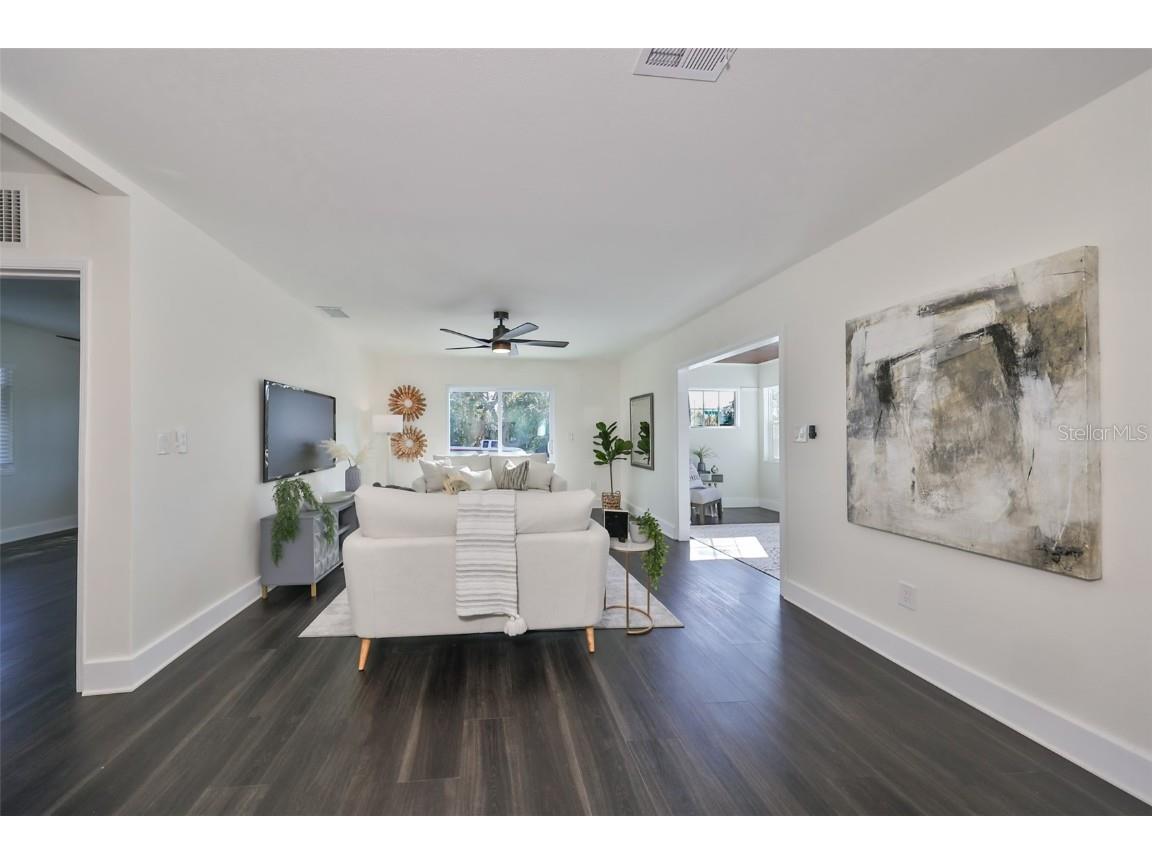1846 3rd Street S Saint Petersburg FL 33705 TB8441944 image14