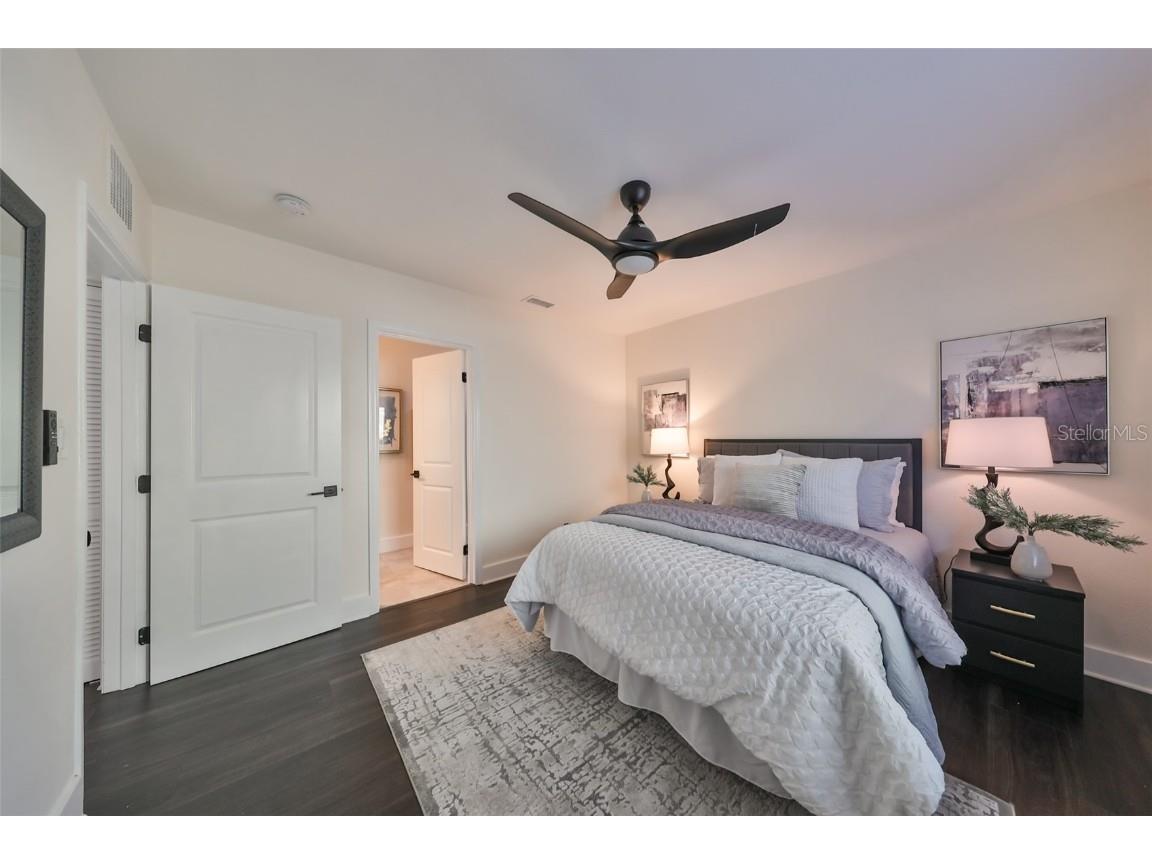 1846 3rd Street S Saint Petersburg FL 33705 TB8441944 image22