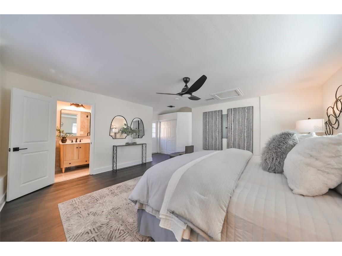 1846 3rd Street S Saint Petersburg FL 33705 TB8441944 image32
