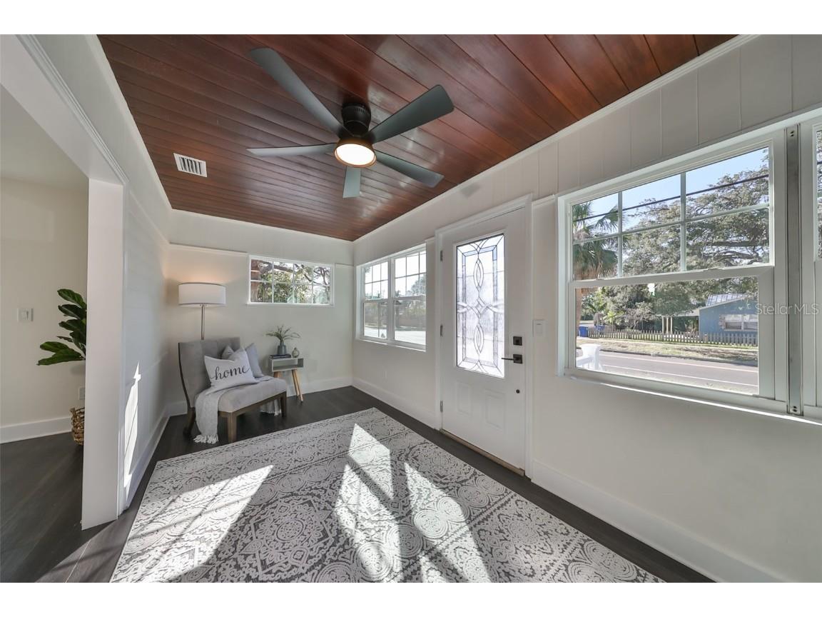 1846 3rd Street S Saint Petersburg FL 33705 TB8441944 image9