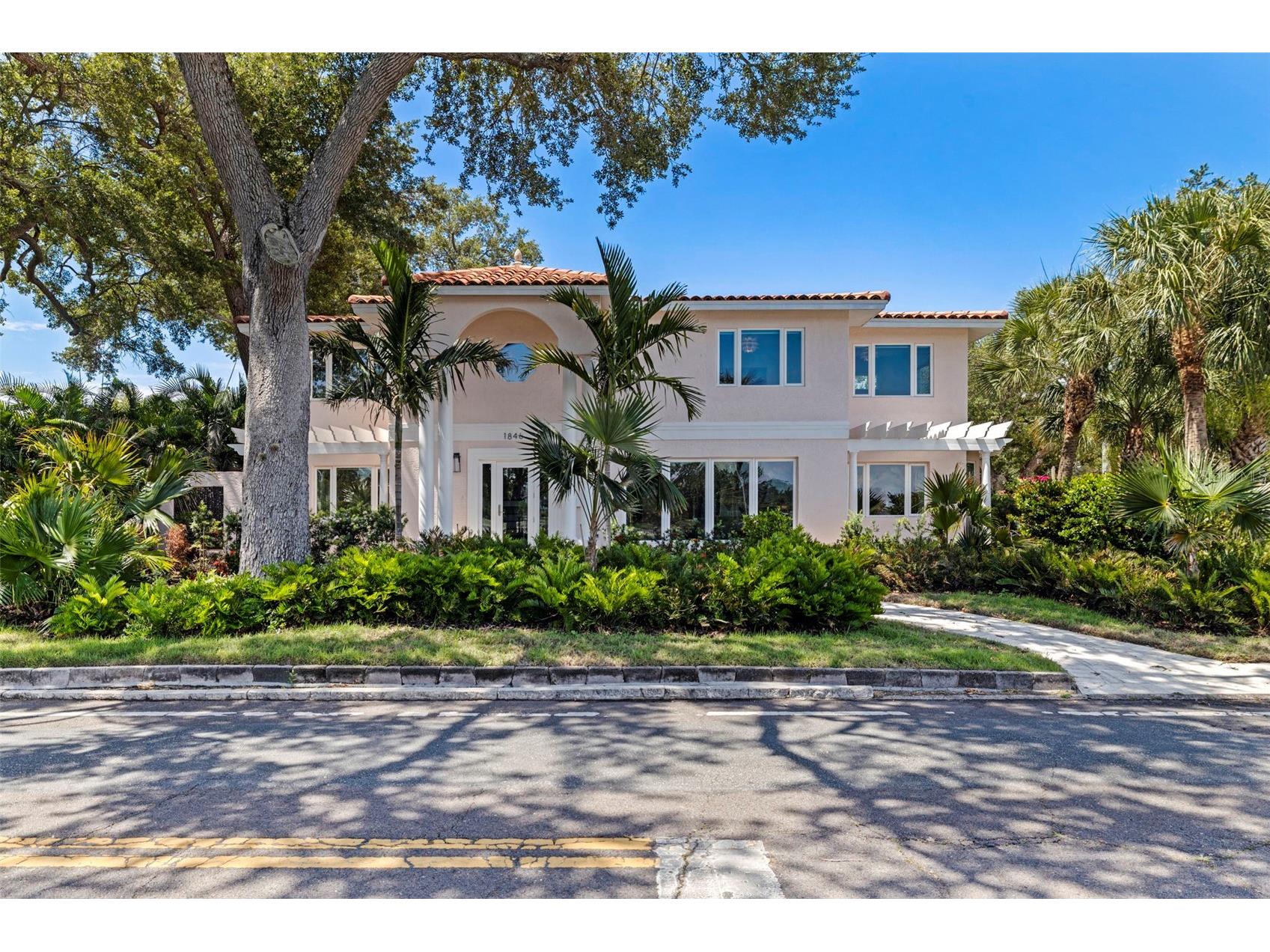 1846 Coffee Pot Boulevard NE Saint Petersburg FL 33704 - COFFEE POT BAYOU TB8519019 image2