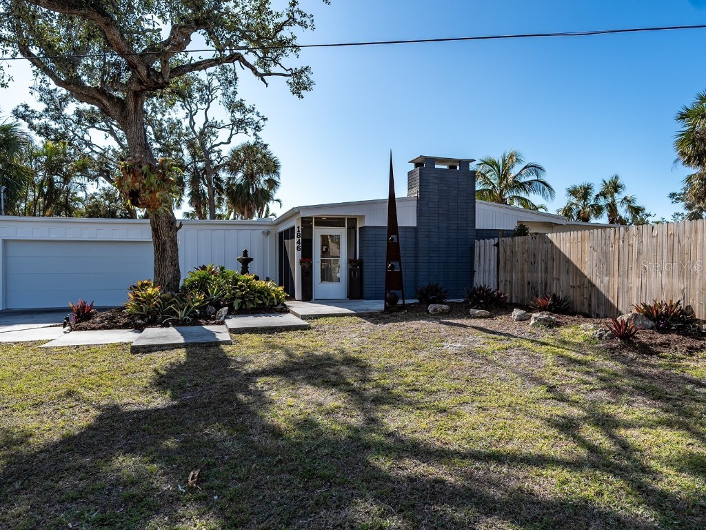 1846 Sandalwood Drive Sarasota FL 34231 A4639415 image1