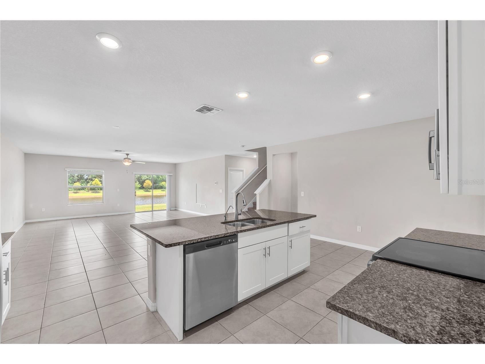 1846 Silver Star Place Ruskin FL 33570 TB8527814 image7