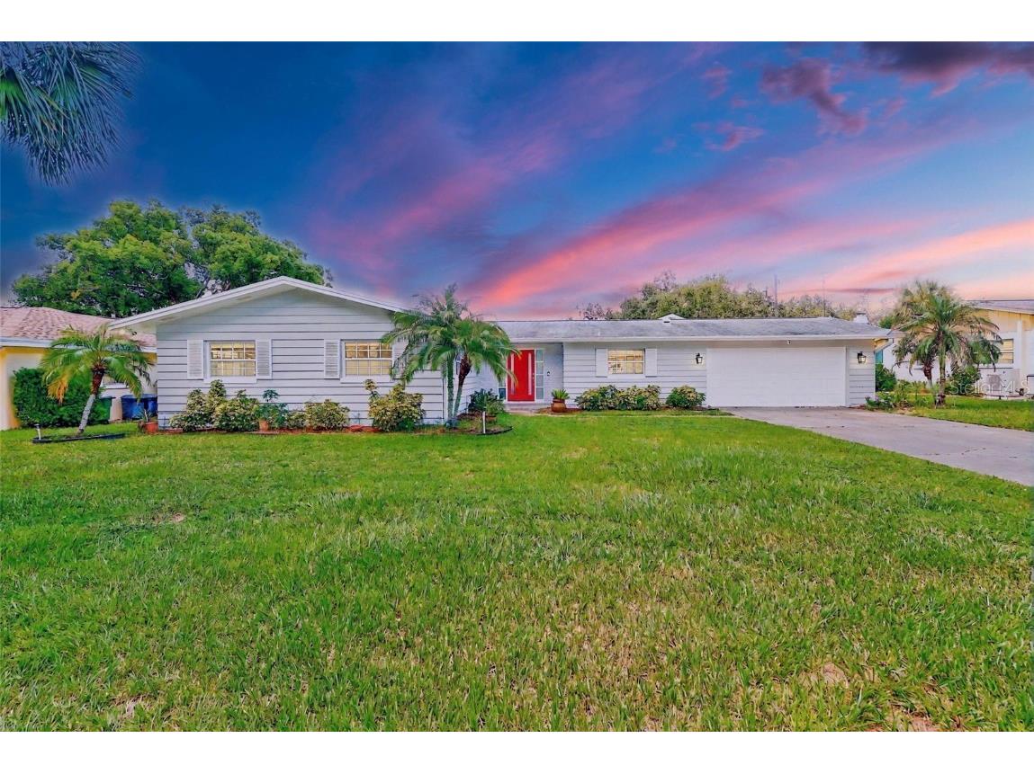 1847 Oak Lake Drive Clearwater FL 33764 TB8414832 image1