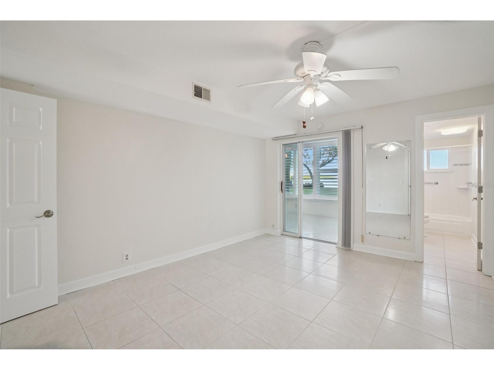 1847 Shore Drive S #117 South Pasadena FL 33707 TB8499668 image19