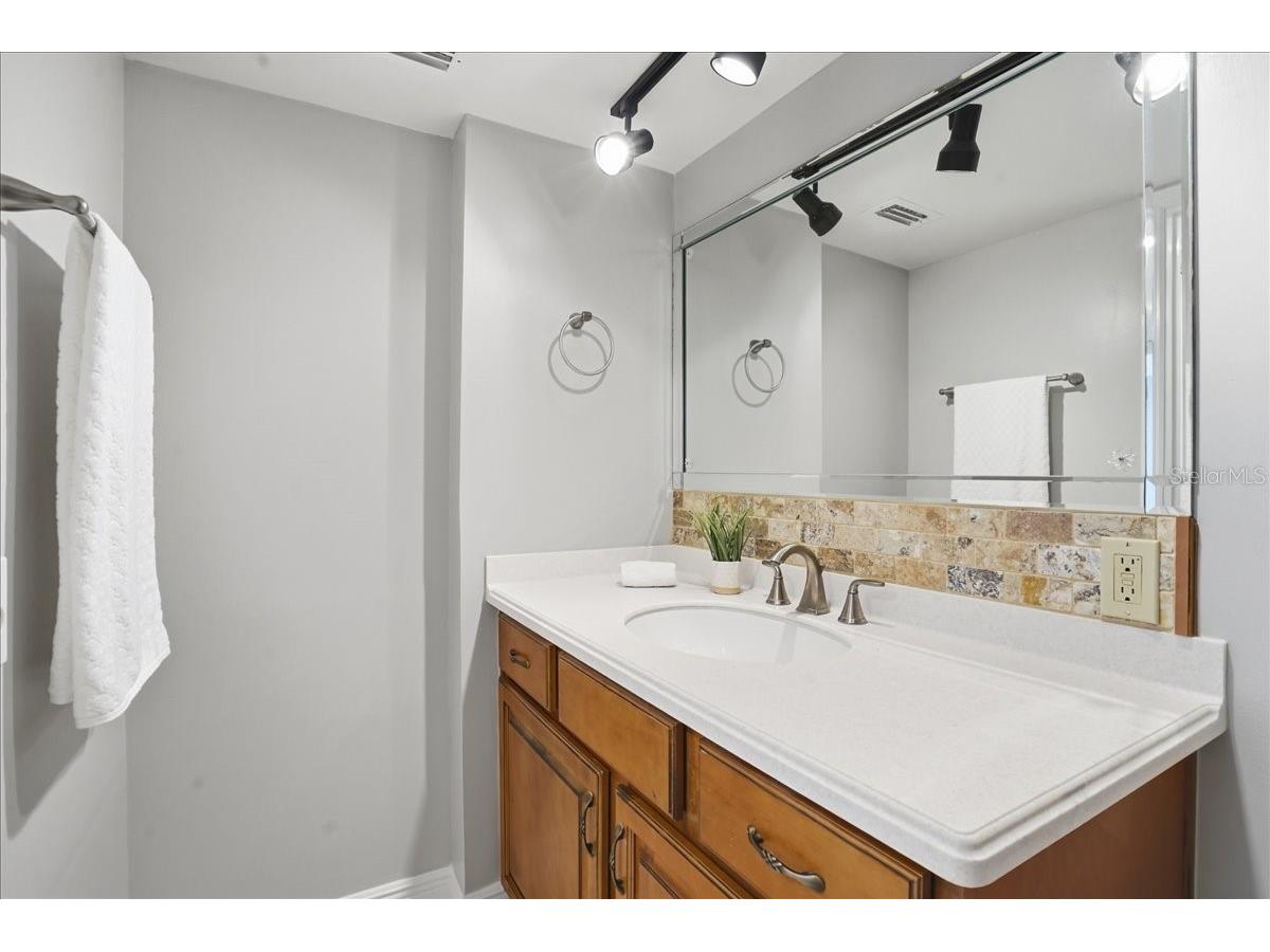 1847 Shore Drive S #119 South Pasadena FL 33707 - BOCA CIEGA BAY TB8485567 image7