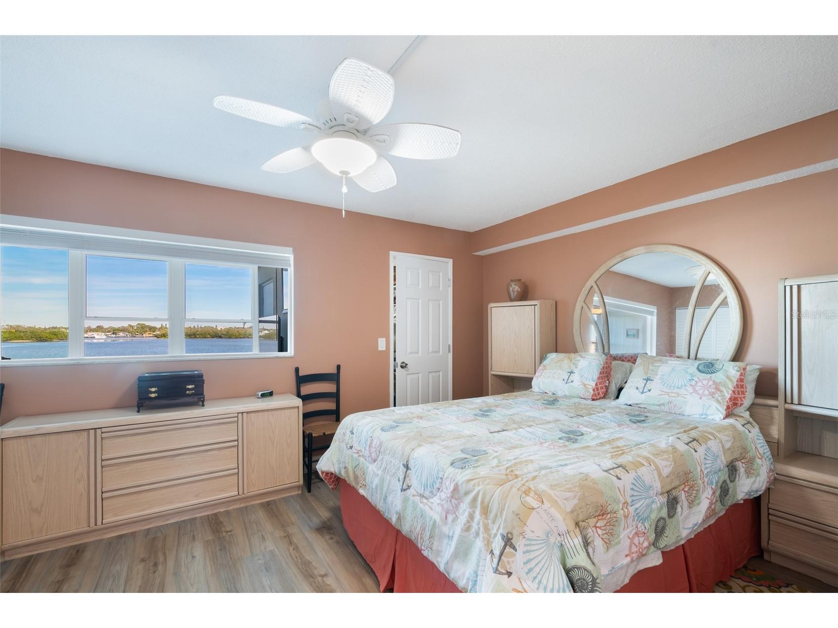 1847 Shore Drive S #204 South Pasadena FL 33707 TB8467060 image15