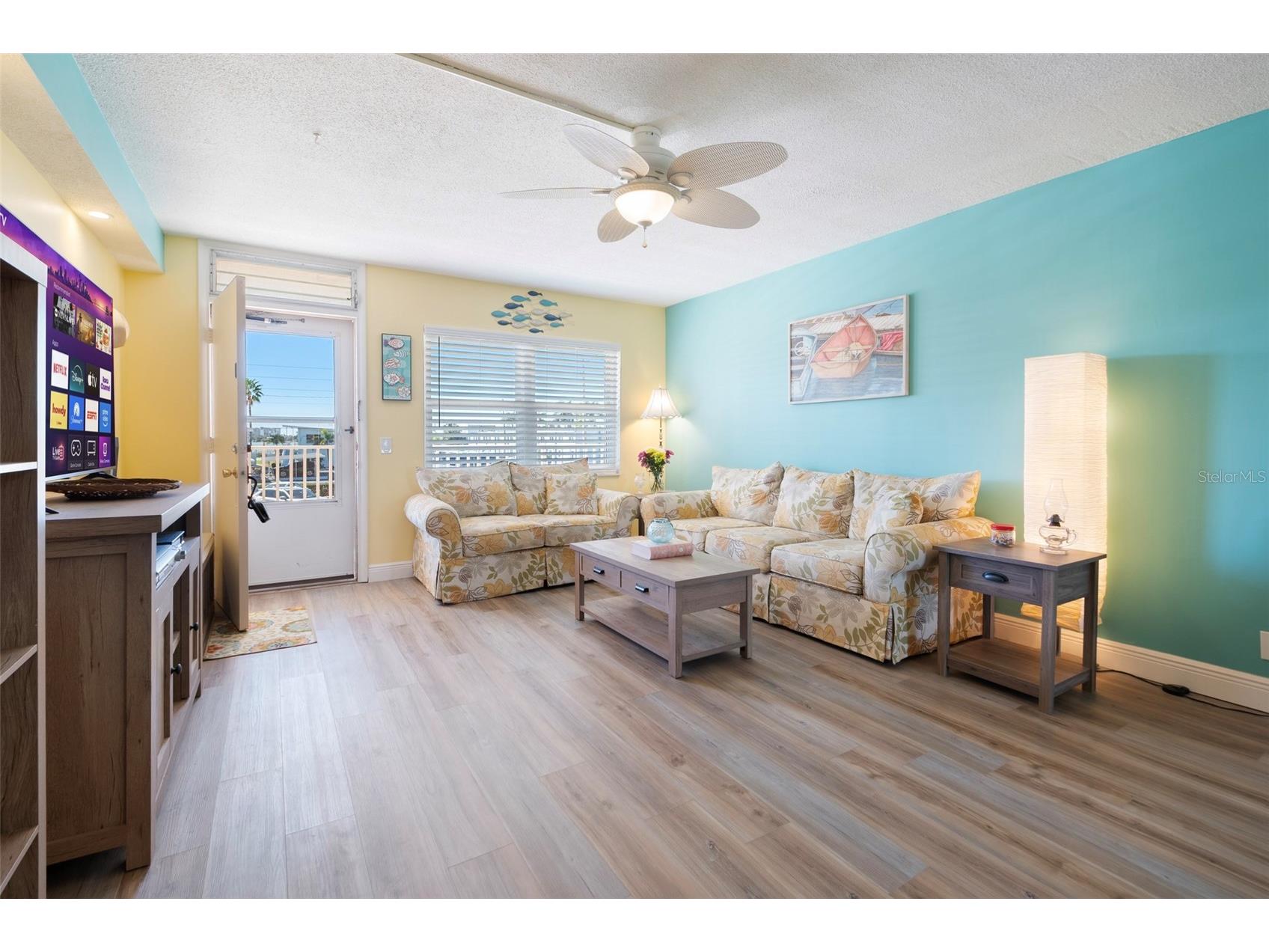 1847 Shore Drive S #204 South Pasadena FL 33707 TB8467060 image5