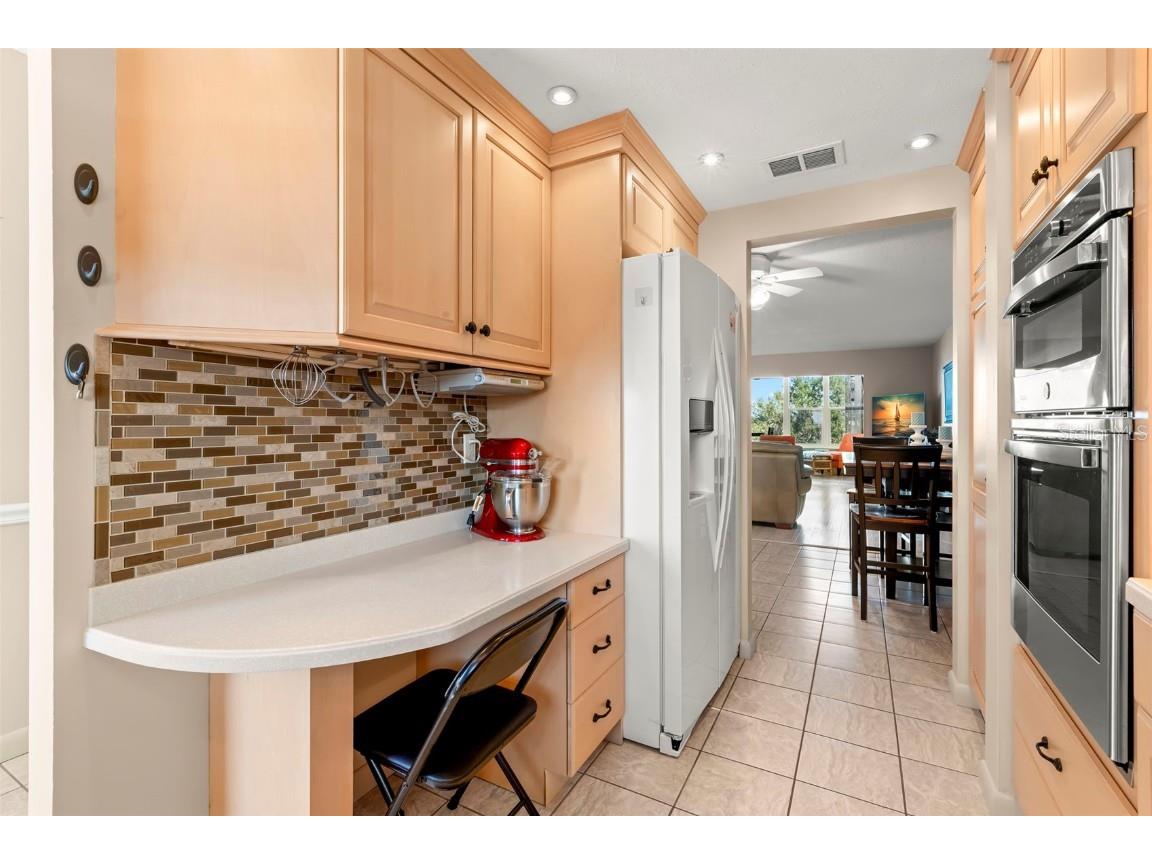 1847 Shore Drive S #414 South Pasadena FL 33707 TB8447021 image12