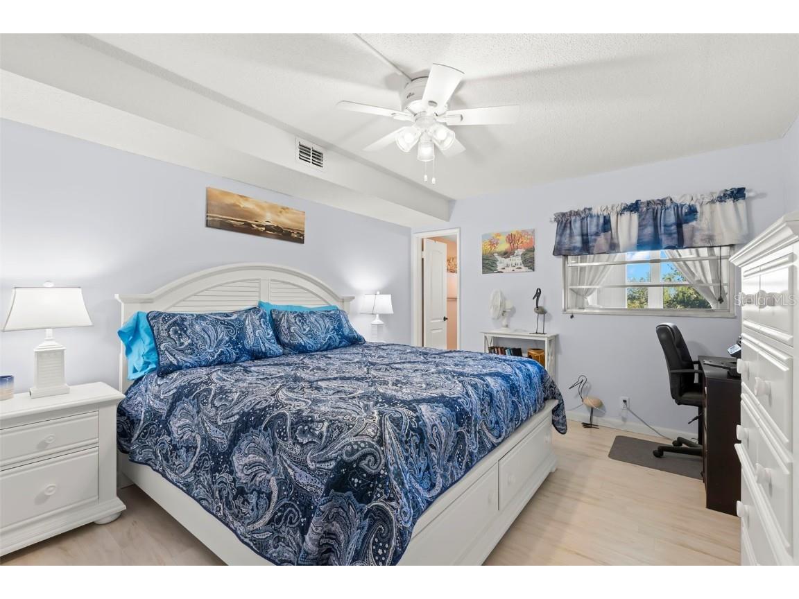 1847 Shore Drive S #414 South Pasadena FL 33707 TB8447021 image15