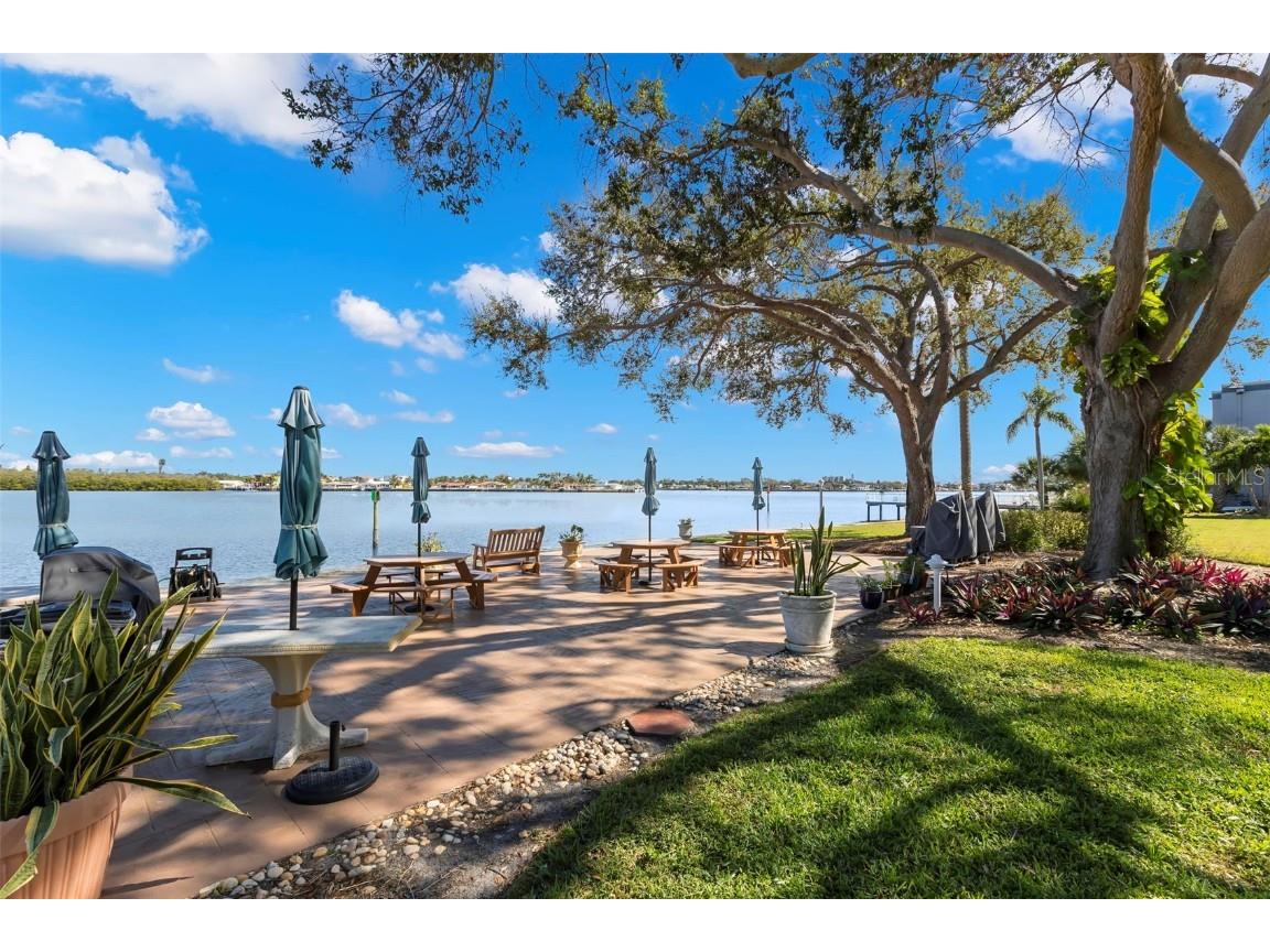 1847 Shore Drive S #414 South Pasadena FL 33707 TB8447021 image24