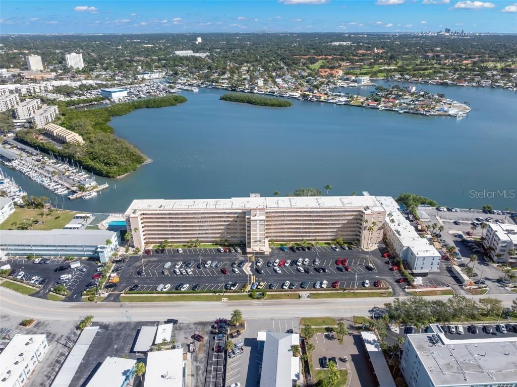 1847 Shore Drive S #414 South Pasadena FL 33707 TB8447021 image35