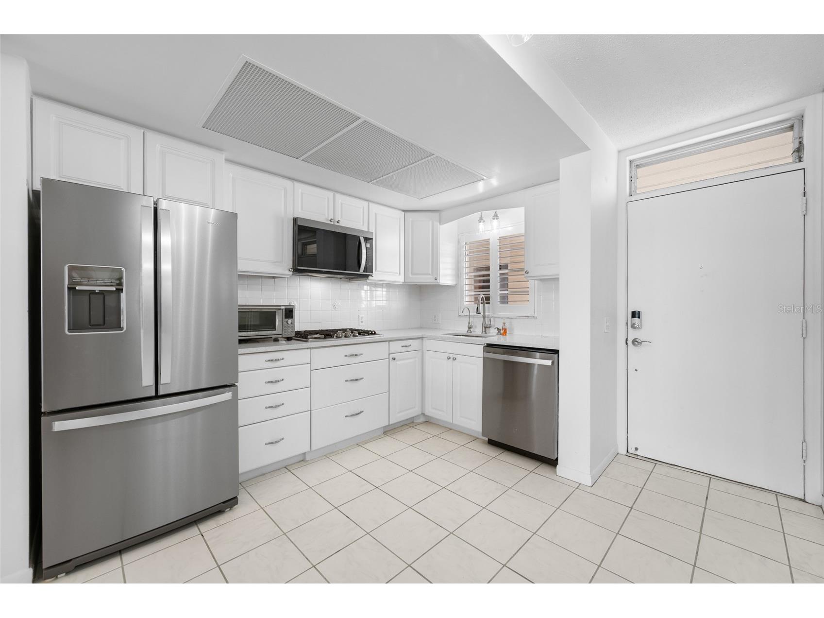 1847 Shore Drive S #509 Saint Petersburg FL 33707 - BOCA CIEGA BAY TB8520277 image12