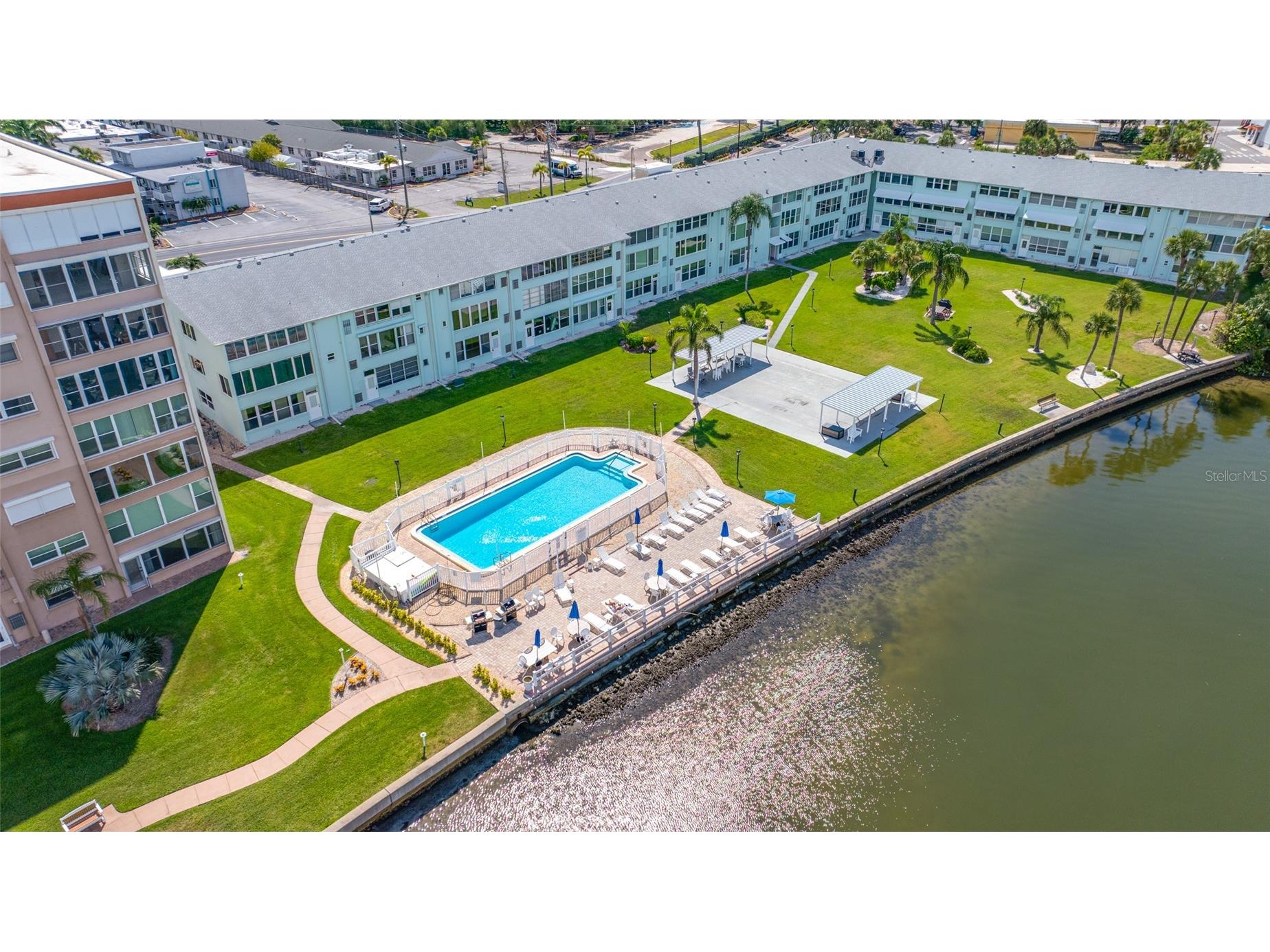 1847 Shore Drive S #509 Saint Petersburg FL 33707 - BOCA CIEGA BAY TB8520277 image3