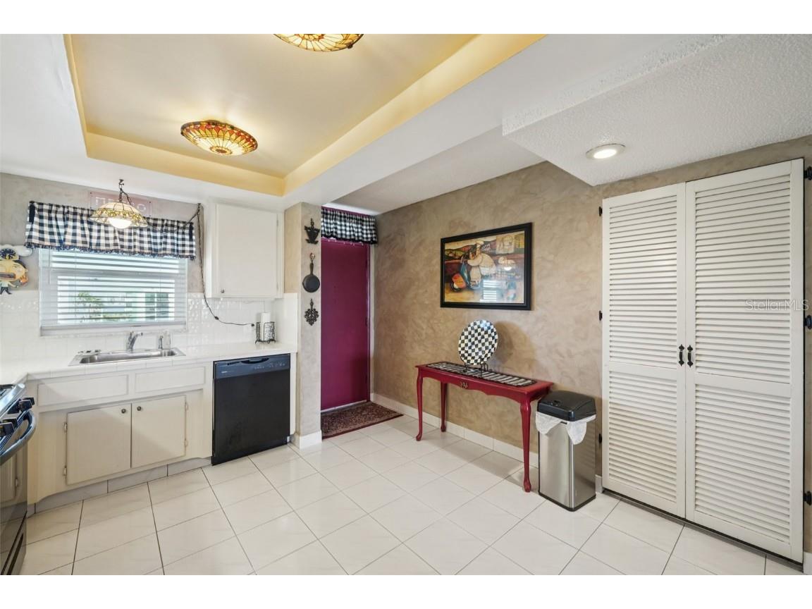 1847 Shore Drive S #516 South Pasadena FL 33707 TB8427264 image2