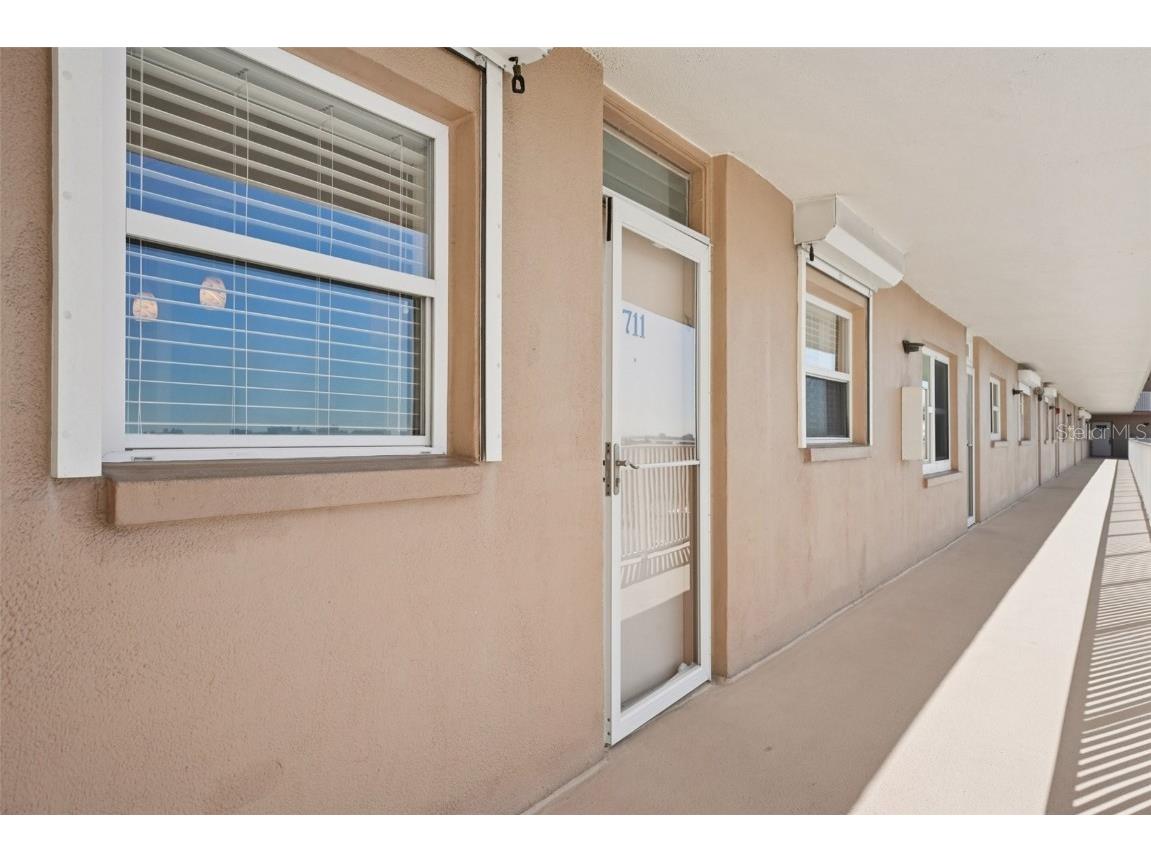 1847 Shore Drive S #711 South Pasadena FL 33707 - BOCA CIEGA BAY TB8447892 image4