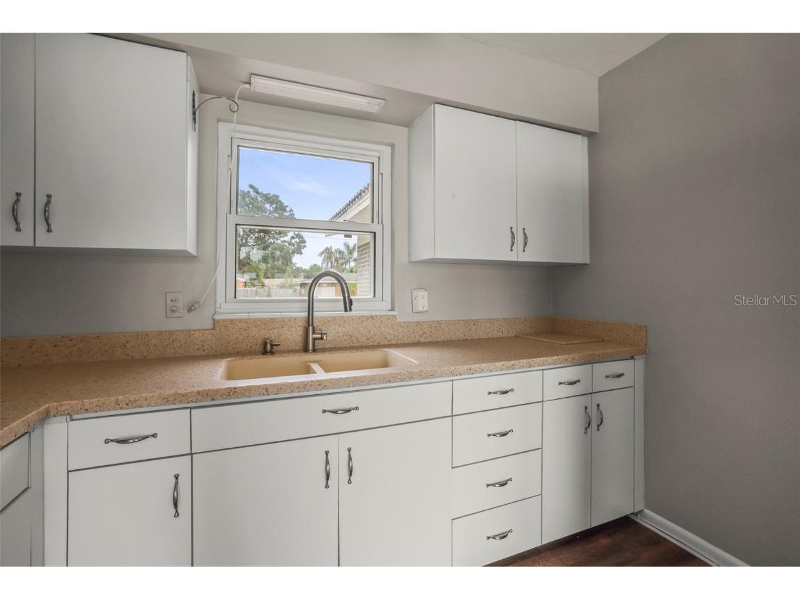 1848 68th Avenue N Saint Petersburg FL 33702 TB8399171 image13