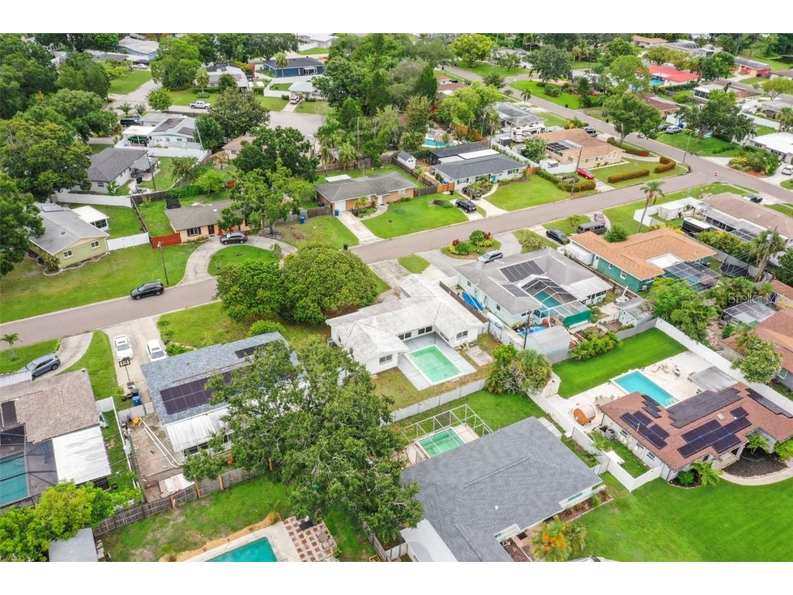 1848 68th Avenue N Saint Petersburg FL 33702 TB8399171 image2