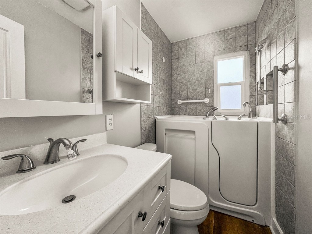 1848 68th Avenue N Saint Petersburg FL 33702 TB8399171 image21