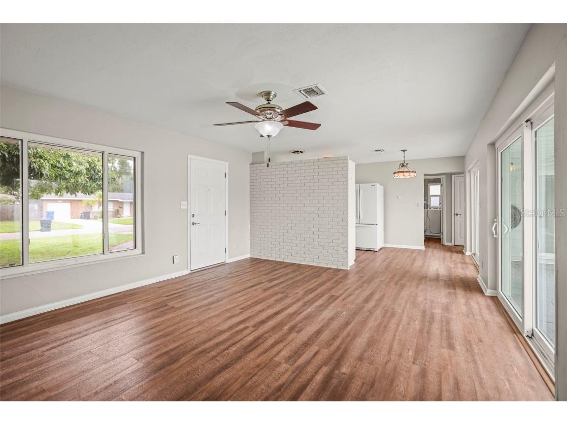 1848 68th Avenue N Saint Petersburg FL 33702 TB8399171 image7