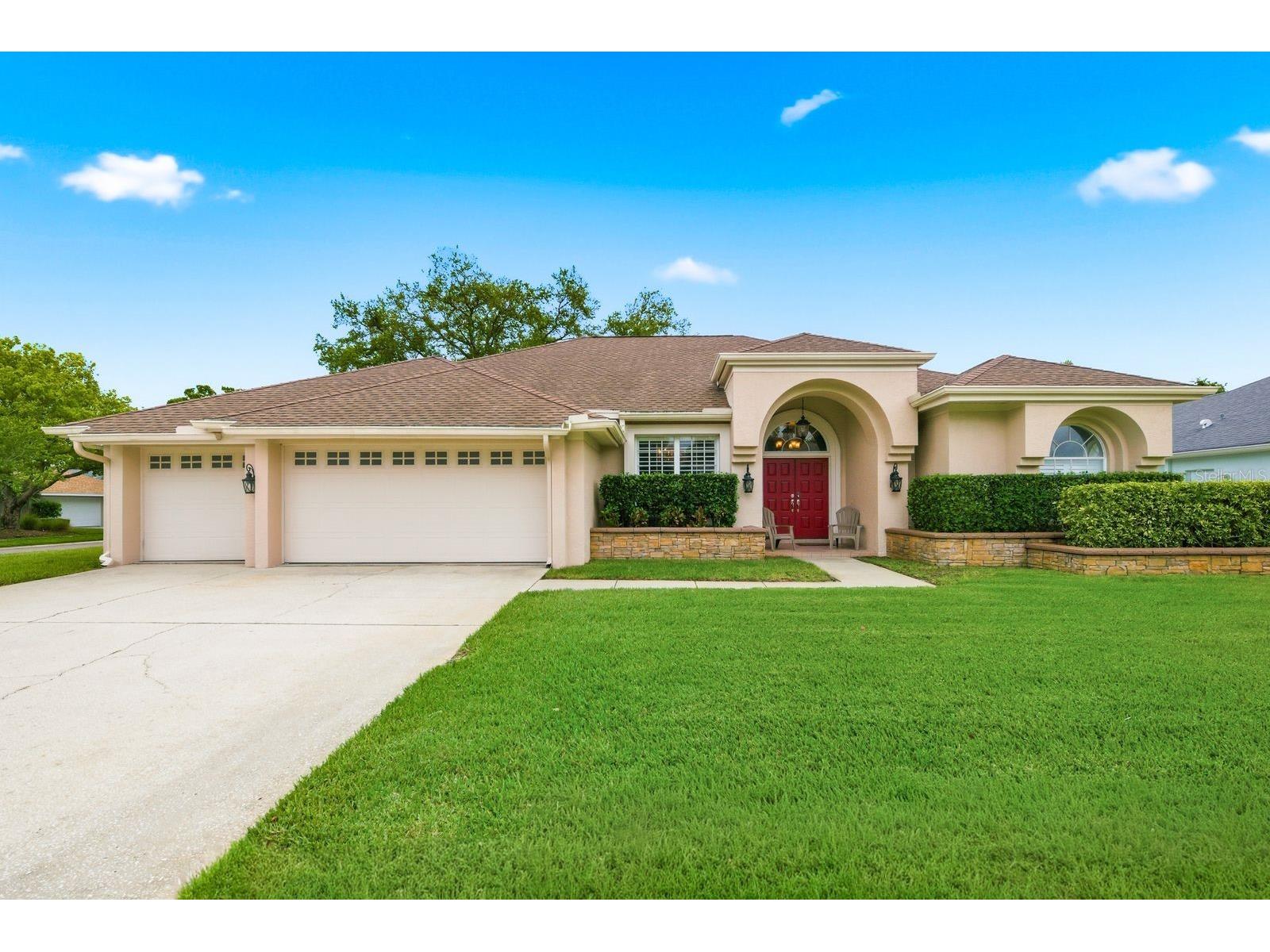 1848 Barn Owl Way Palm Harbor FL 34683 TB8495424 image1