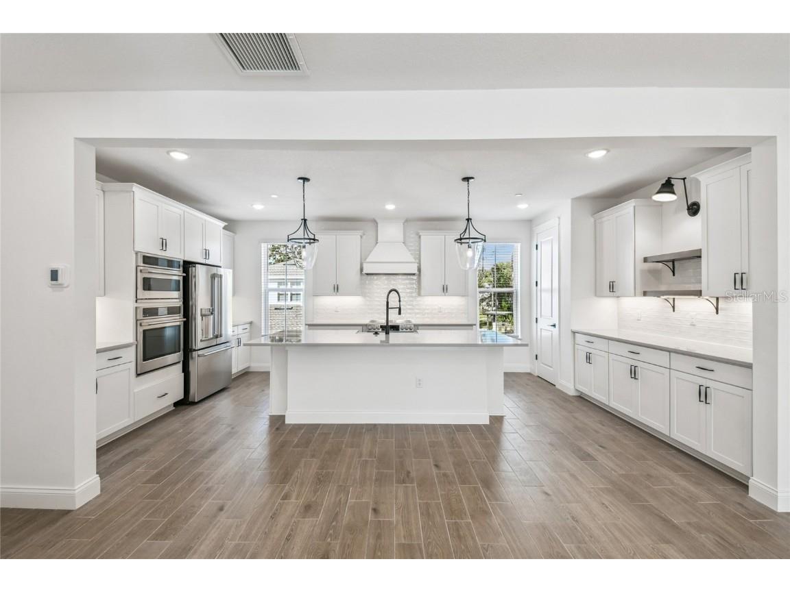 1848 Liphock Alley Orlando FL 32803 O6335342 image13