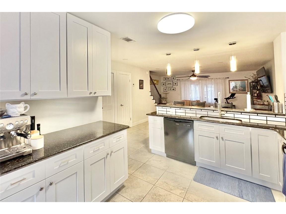 1848 Mill Run Circle Tampa FL 33613 TB8426287 image3