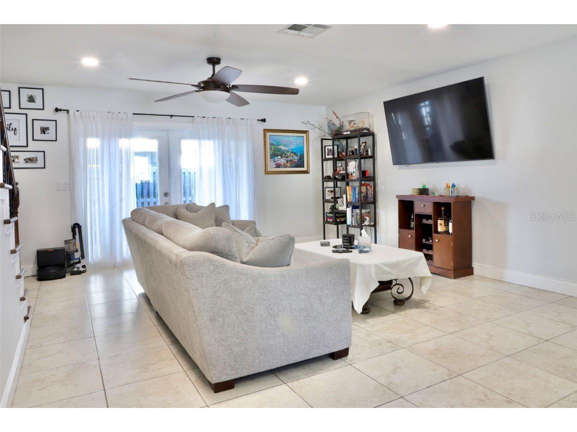 1848 Mill Run Circle Tampa FL 33613 TB8426287 image5