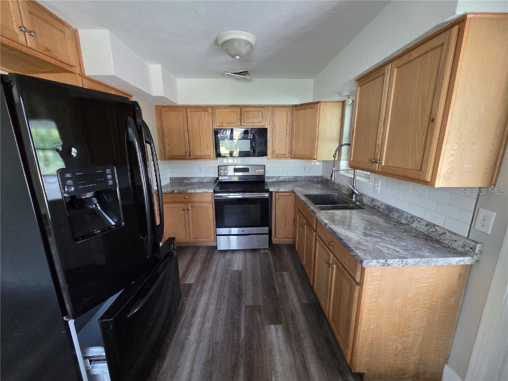 1848 S Palmetto Avenue South Daytona FL 32119 O6361699 image35