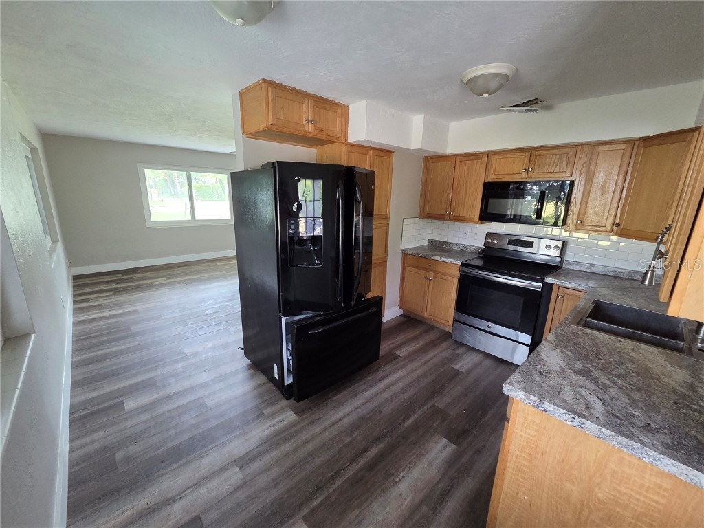 1848 S Palmetto Avenue South Daytona FL 32119 O6361699 image36