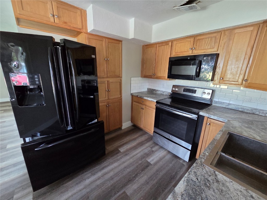 1848 S Palmetto Avenue South Daytona FL 32119 O6361699 image38