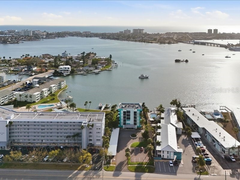 1848 Shore Drive S #301 South Pasadena FL 33707 - BOCA CIEGA BAY TB8485820 image38